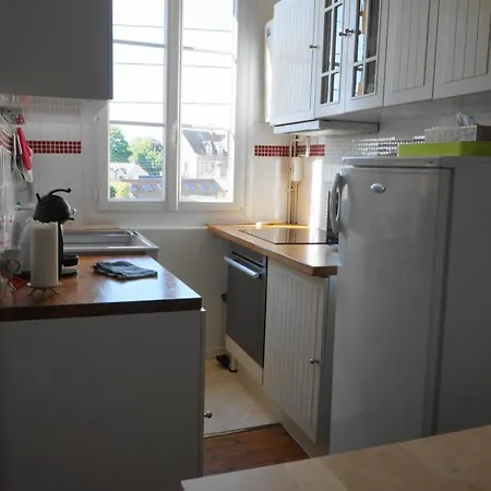 Le Proust Sans Souci アパート *