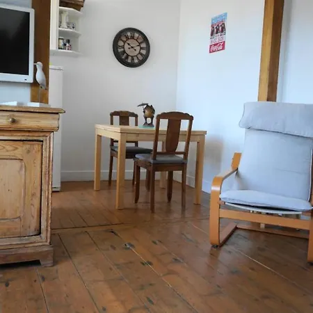 Le Proust Sans Souci דירה